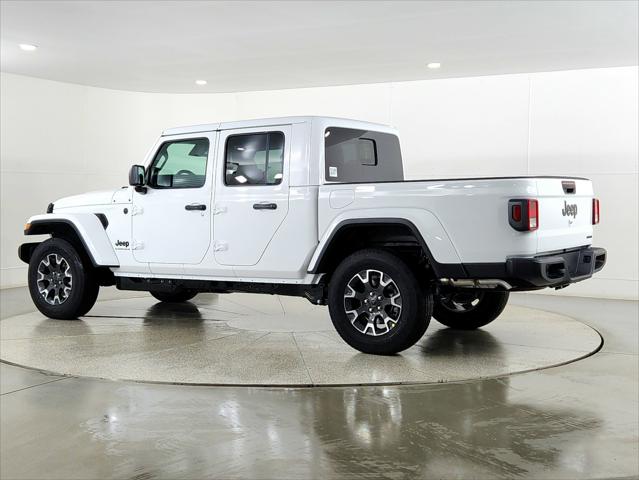 2026 Jeep Gladiator GLADIATOR SAHARA 4X4