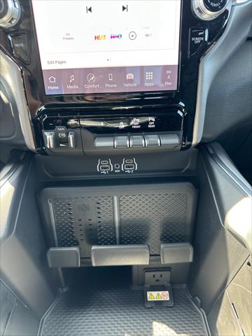 2026 Ram 1500 Laramie Crew Cab 4x4 5'7" Box