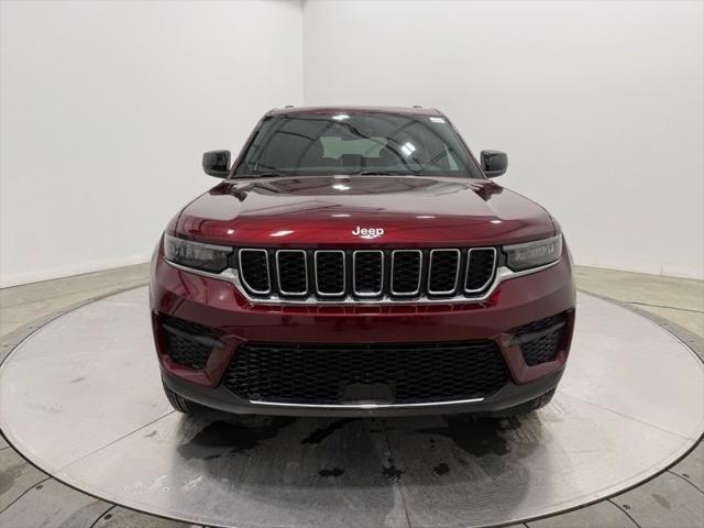 2026 Jeep Grand Cherokee GRAND CHEROKEE LAREDO 4X4 2026 Jeep Grand Cherokee GRAND CHEROKEE LAREDO 4X4