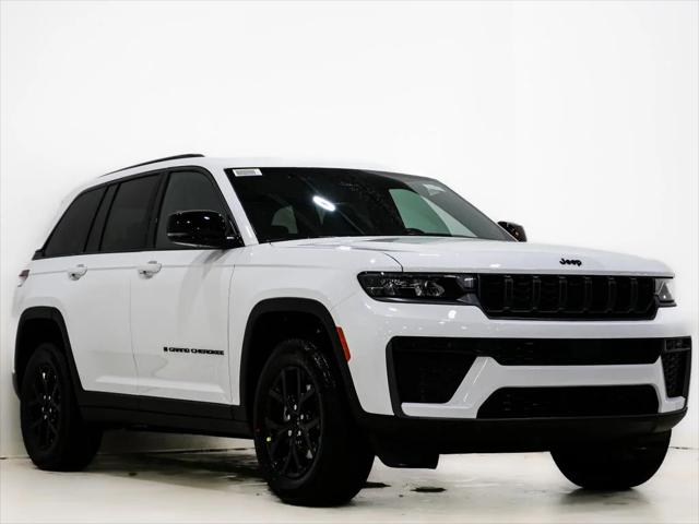 2026 Jeep Grand Cherokee GRAND CHEROKEE LAREDO ALTITUDE 4X4 2026 Jeep Grand Cherokee GRAND CHEROKEE LAREDO ALTITUDE 4X4