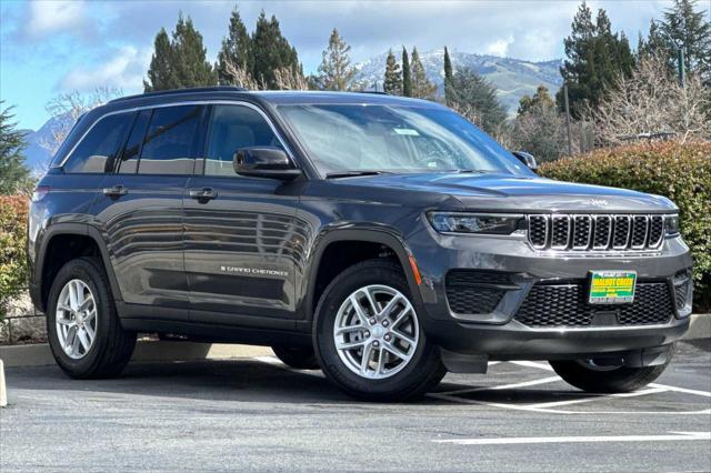 2026 Jeep Grand Cherokee GRAND CHEROKEE LAREDO X 4X4