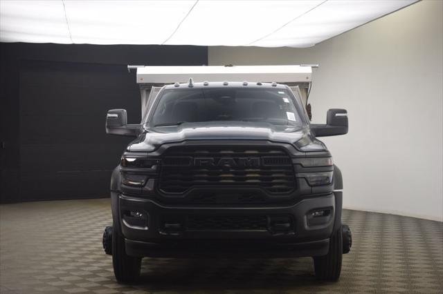 2026 RAM Ram 5500 Chassis Cab RAM 5500 TRADESMAN CHASSIS CREW CAB 4X4 84 CA