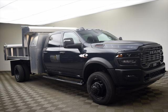 2026 RAM 5500 Chassis RAM 5500 TRADESMAN CHASSIS CREW CAB 4X4 84 CA