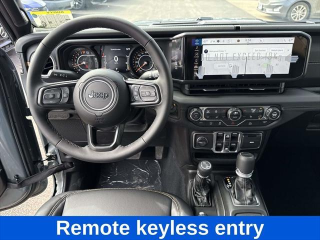 2026 Jeep Gladiator GLADIATOR SAHARA 4X4