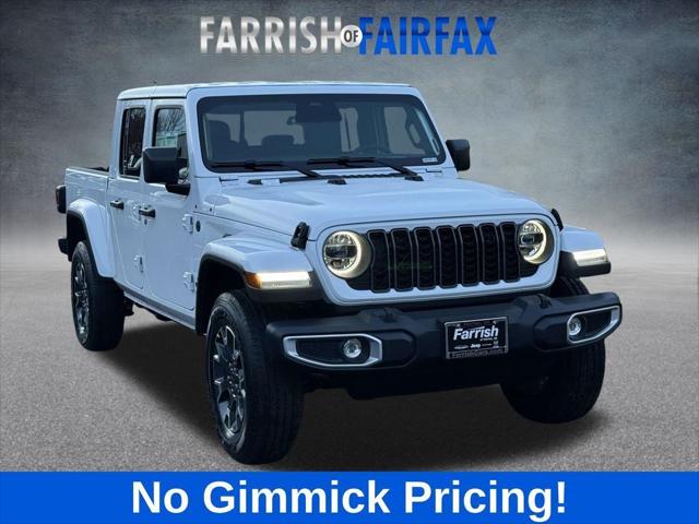 2026 Jeep Gladiator GLADIATOR SAHARA 4X4 2026 Jeep Gladiator GLADIATOR SAHARA 4X4