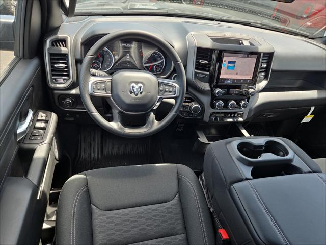 2026 Ram 1500 Warlock Crew Cab 4x4 5'7" Box
