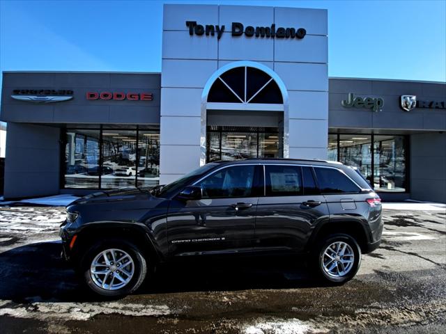 2026 Jeep Grand Cherokee GRAND CHEROKEE LAREDO X 4X4