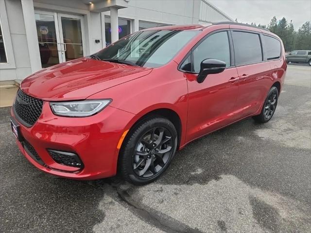 2026 Chrysler Pacifica PACIFICA SELECT AWD