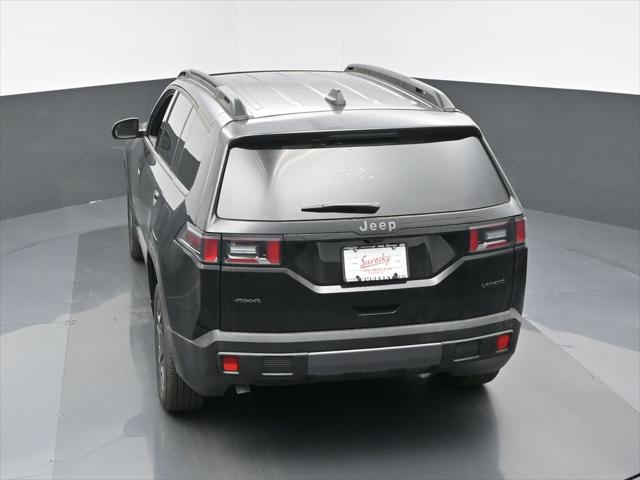 2026 Jeep Cherokee Laredo 4x4