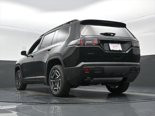 2026 Jeep Cherokee Laredo 4x4