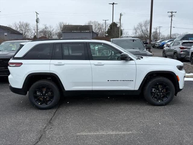2026 Jeep Grand Cherokee GRAND CHEROKEE LAREDO ALTITUDE 4X4 2026 Jeep Grand Cherokee GRAND CHEROKEE LAREDO ALTITUDE 4X4