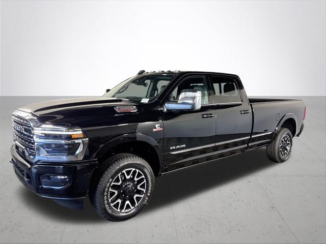 2026 RAM Ram 3500 RAM 3500 LIMITED CREW CAB 4X4 8 BOX