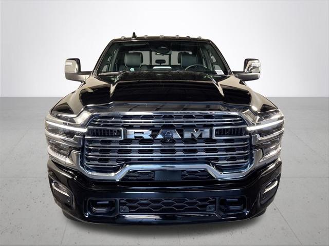 2026 RAM Ram 3500 RAM 3500 LIMITED CREW CAB 4X4 8 BOX