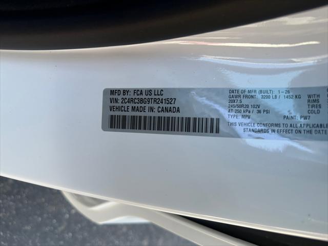 2026 Chrysler Pacifica Select AWD
