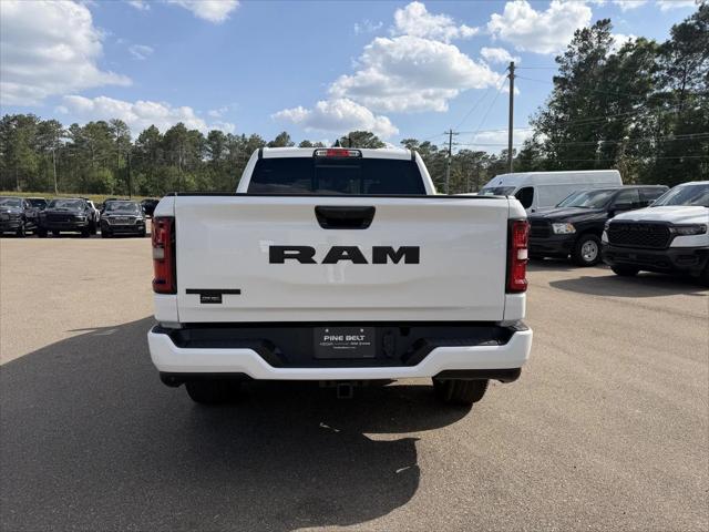 2026 Ram 1500 Big Horn Crew Cab 4x2 5'7" Box