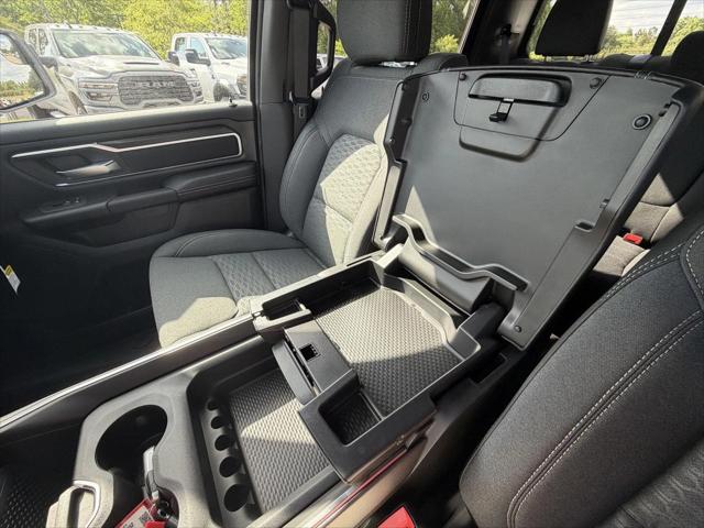 2026 Ram 1500 Big Horn Crew Cab 4x2 5'7" Box