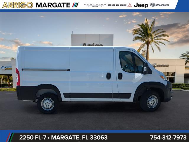 2026 Ram ProMaster Cargo Van Tradesman Low Roof 136 WB w/Pass Seat