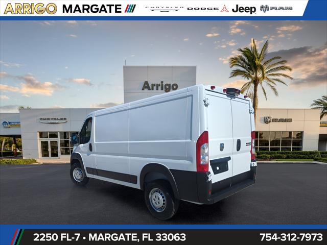 2026 Ram ProMaster Cargo Van Tradesman Low Roof 136 WB w/Pass Seat