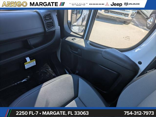 2026 Ram ProMaster Cargo Van Tradesman Low Roof 136 WB w/Pass Seat
