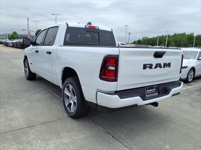 2026 RAM Ram 1500 RAM 1500 EXPRESS CREW CAB 4X2 57 BOX
