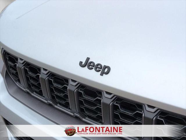 2026 Jeep Grand Cherokee Altitude 4x4