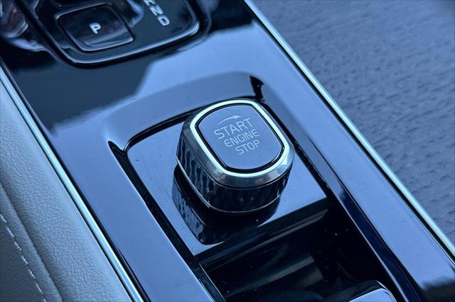 2026 Volvo XC90 Plug-In Hybrid Ultra, T8 AWD, Electric/Gasoline, Bright, 7 Seats