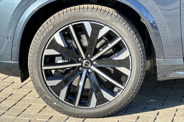 2026 Volvo XC90 Plug-In Hybrid Ultra, T8 AWD, Electric/Gasoline, Bright, 7 Seats