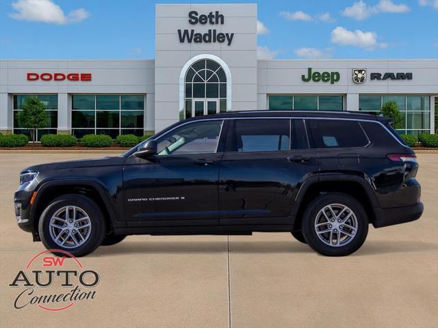 2023 Jeep Grand Cherokee L Laredo 4x2