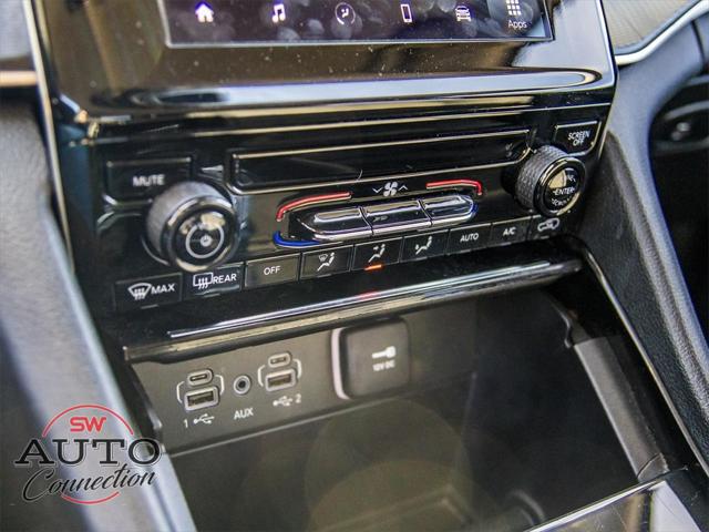 2023 Jeep Grand Cherokee L Laredo 4x2