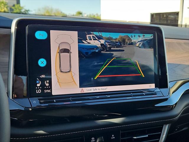 2026 Volkswagen Atlas SE with Technology