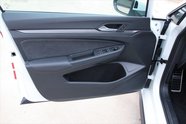 2026 Volkswagen Golf GTI SE