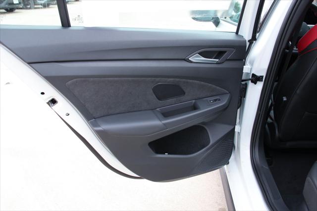2026 Volkswagen Golf GTI SE