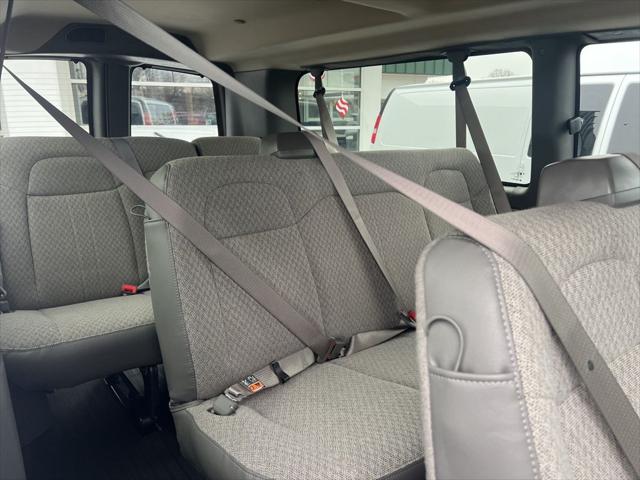 2025 Chevrolet Express Passenger RWD 3500 Extended Wheelbase LT