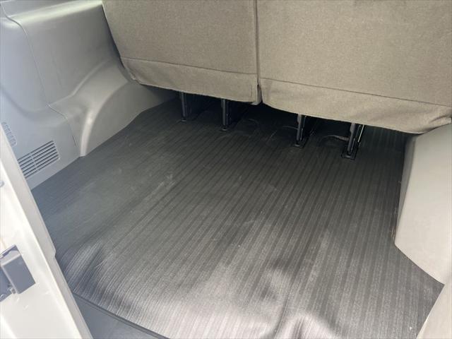 2025 Chevrolet Express Passenger RWD 3500 Extended Wheelbase LT