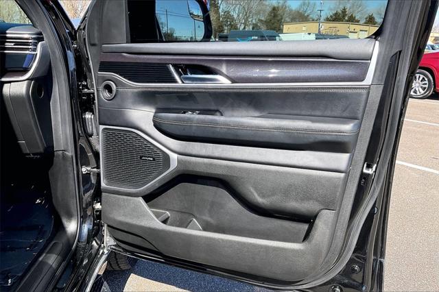 Used 2024 Jeep Wagoneer For Sale in Millington, TN