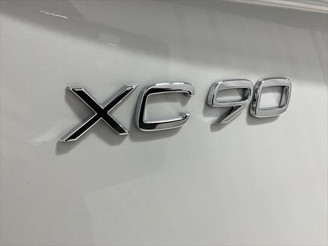 2026 Volvo XC90 Plug-In Hybrid Ultra, T8 AWD, Electric/Gasoline, Bright, 7 Seats