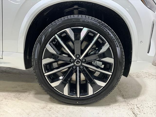 2026 Volvo XC90 Plug-In Hybrid Ultra, T8 AWD, Electric/Gasoline, Bright, 7 Seats