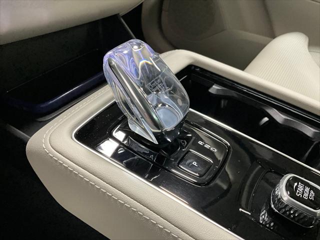 2026 Volvo XC90 Plug-In Hybrid Ultra, T8 AWD, Electric/Gasoline, Bright, 7 Seats