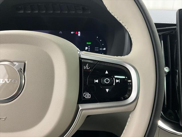 2026 Volvo XC90 Plug-In Hybrid Ultra, T8 AWD, Electric/Gasoline, Bright, 7 Seats