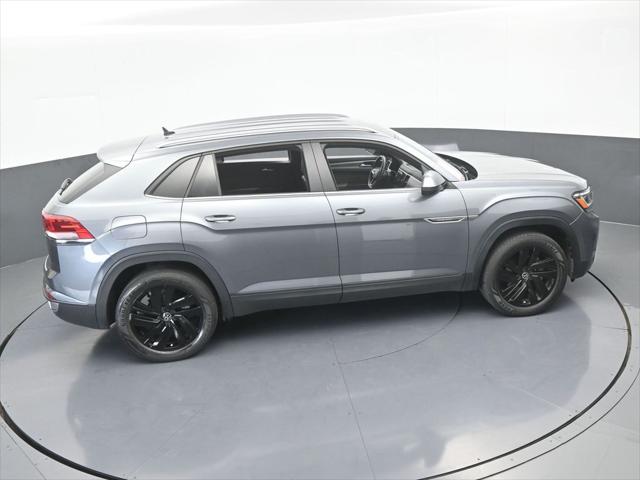 2022 Volkswagen Atlas Cross Sport 2.0T SE w/Technology