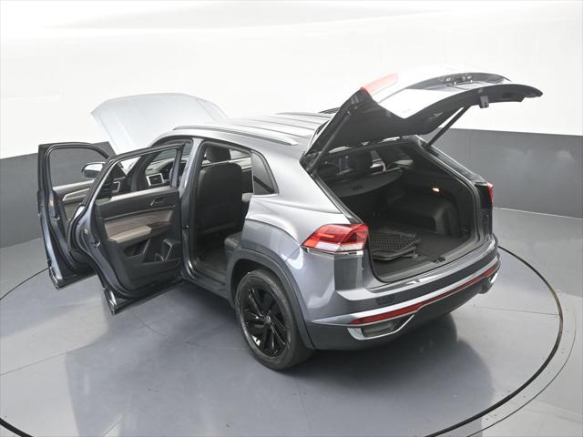 2022 Volkswagen Atlas Cross Sport 2.0T SE w/Technology
