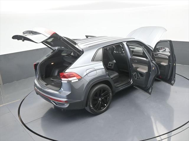 2022 Volkswagen Atlas Cross Sport 2.0T SE w/Technology