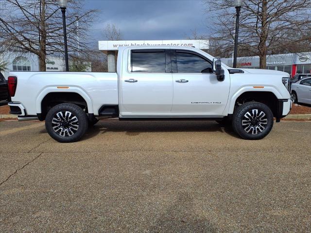 2025 GMC Sierra 2500HD 4WD Crew Cab Standard Bed Denali Ultimate