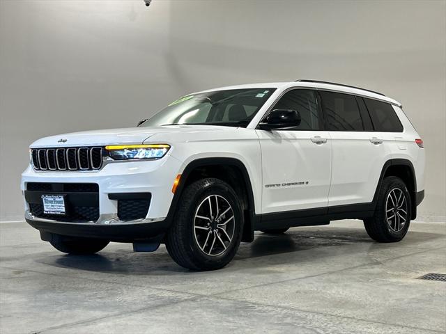 2022 Jeep Grand Cherokee L Laredo 4x4