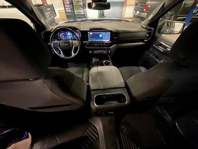 2023 Chevrolet Silverado 1500 4WD Crew Cab Short Bed RST