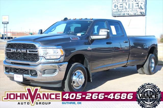 2024 RAM 3500 Tradesman Crew Cab 4x4 8 Box