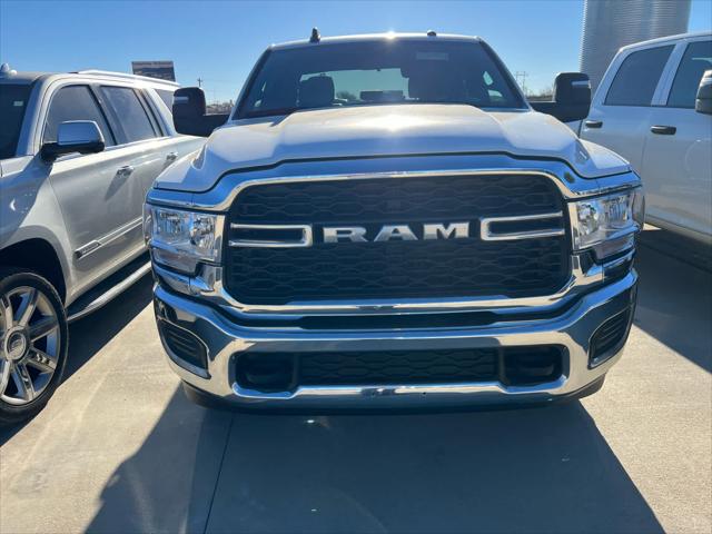 2024 RAM 2500 Tradesman Crew Cab 4x4 64 Box