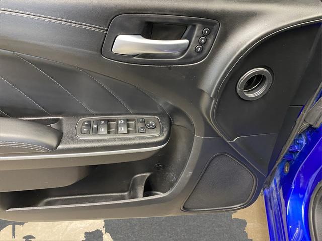 2022 Dodge Charger SXT RWD