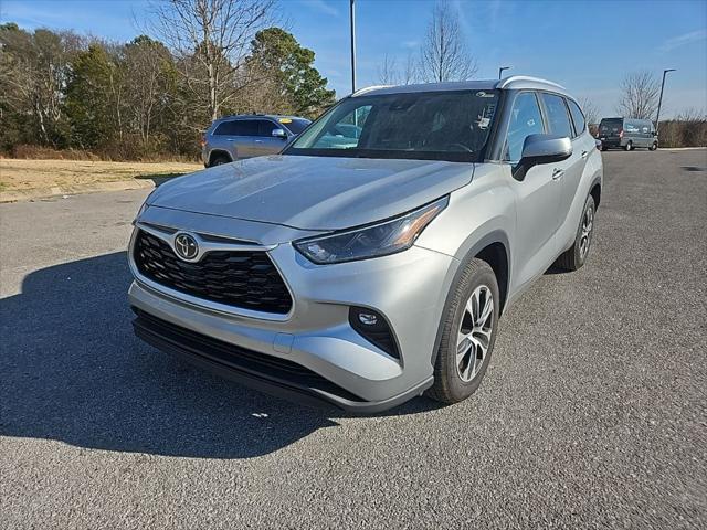 2024 Toyota Highlander LE 2024 Toyota Highlander LE