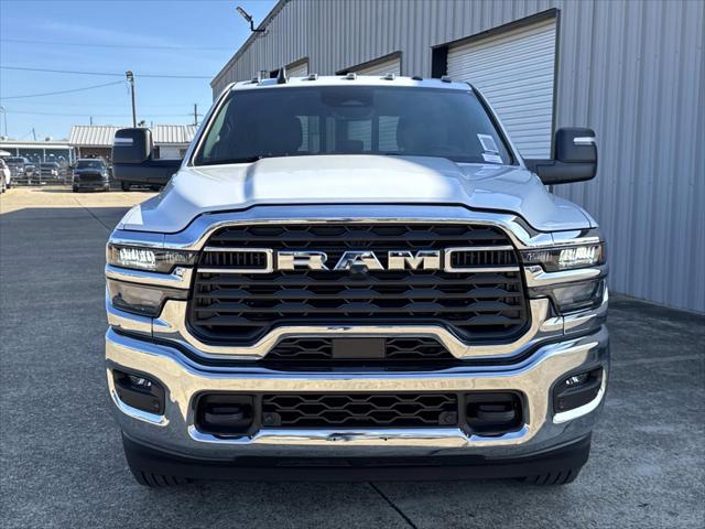 2026 RAM Ram 2500 RAM 2500 TRADESMAN CREW CAB 4X2 64 BOX